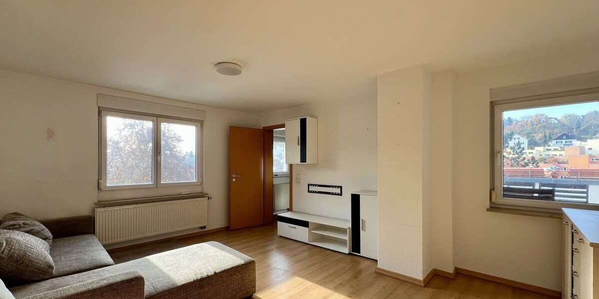Etagenwohnung Esslingen Brühl - 4 Zimmer, 75 m&sup2;, 240.000&euro; | Angebot:25463355