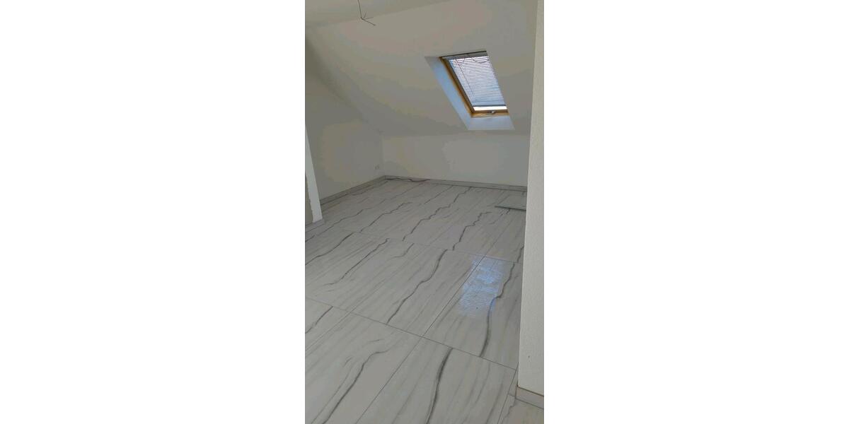 Dachgeschoßwohnung Heilbronn Horkheim - 3 Zimmer, 62 m&sup2;, 900&euro; | Angebot:26297524