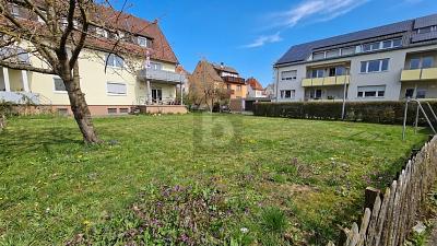 ATTRAKTIV TEILERSCHLOSSEN MIT 3 GARAGEN - Grundstück Korntal-Münchingen Münchingen | Angebot:26753774