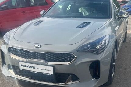Kia Stinger 81.000 km 31.900 &euro; Ludwigsburg 71636