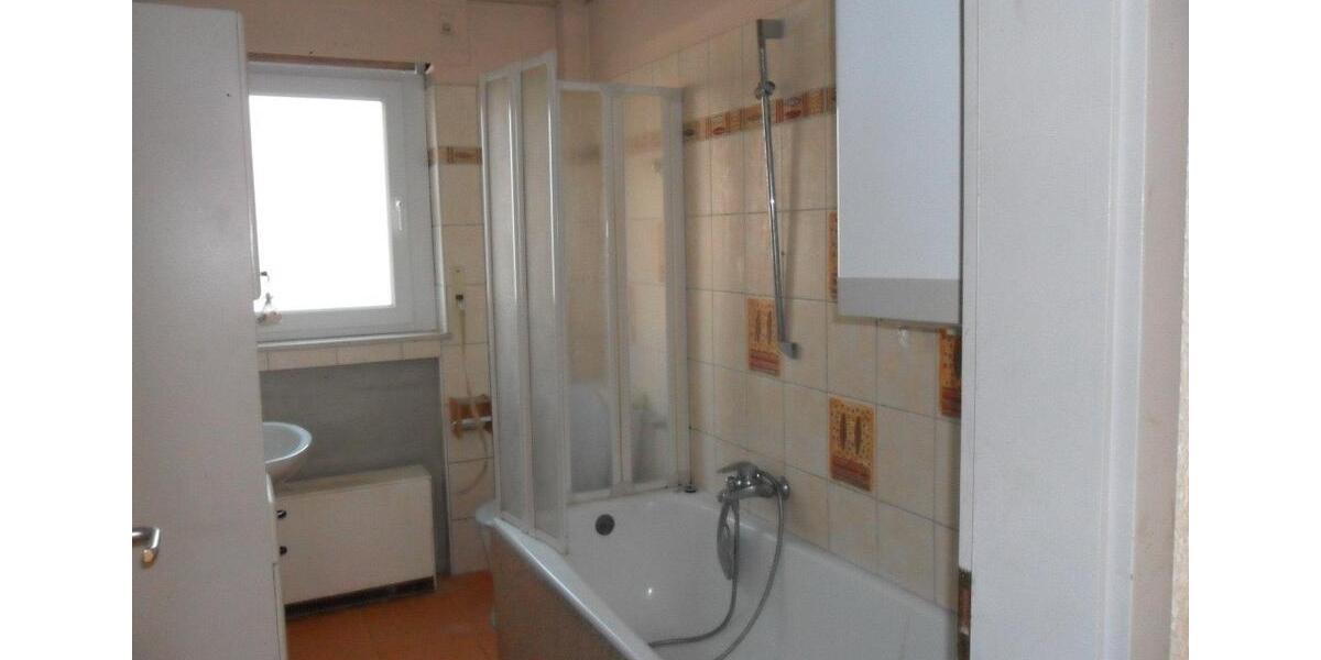 Etagenwohnung Walheim - 3 Zimmer, 63 m&sup2;, 850&euro; | Angebot:25407138