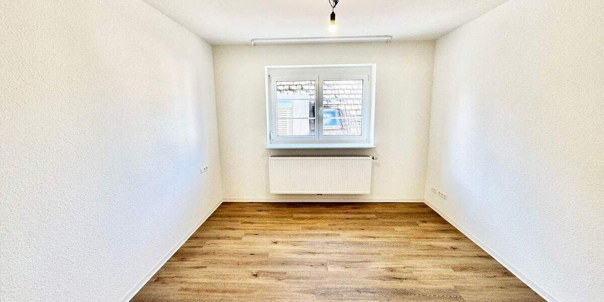 Etagenwohnung Stuttgart Degerloch - 2 Zimmer, 59 m&sup2;, 1.000&euro; | Angebot:25802338