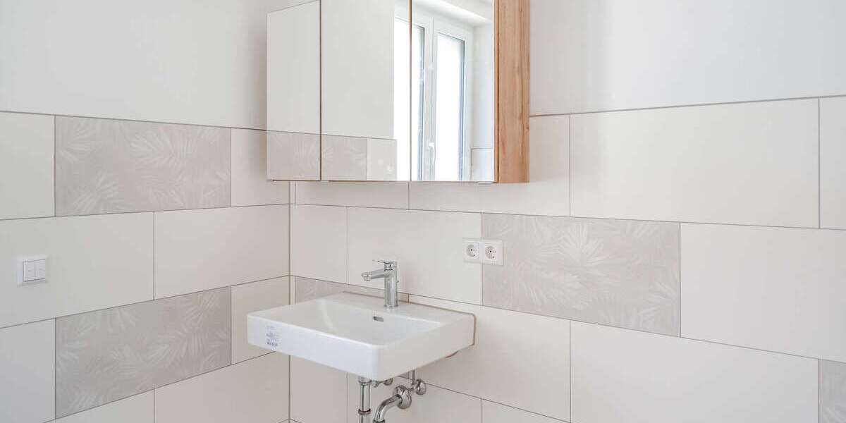Hochwertig sanierte 3-Zimmer-Wohnung mit Balkon - 3- Esslingen am Neckar Oberesslingen | Angebot:27517978