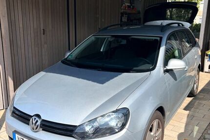 VW Golf 205.000 km 4.100 &euro; Esslingen 73734