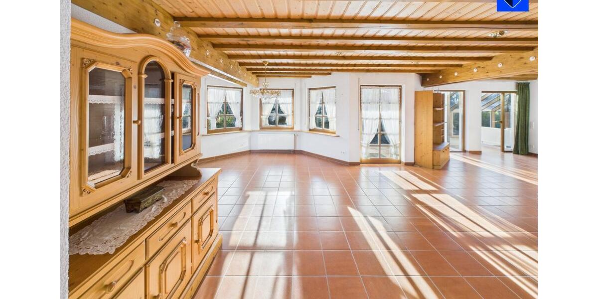 Einfamilienhaus Sindelfingen Sindelfingen (Stadt) - 7 Zimmer, 266 m&sup2;, 995.000&euro; | Angebot:25219763