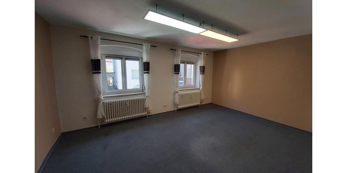 Erdgeschoßwohnung Kornwestheim - 3 Zimmer, 68 m&sup2;, 979&euro; | Angebot:25935091