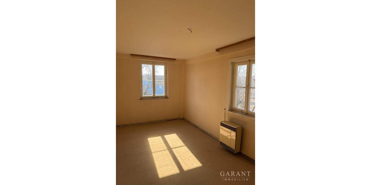 Mehrfamilienhaus, Wohnhaus Fellbach Schmiden - 8 Zimmer, 129 m&sup2;, 280.000&euro; | Angebot:25899894