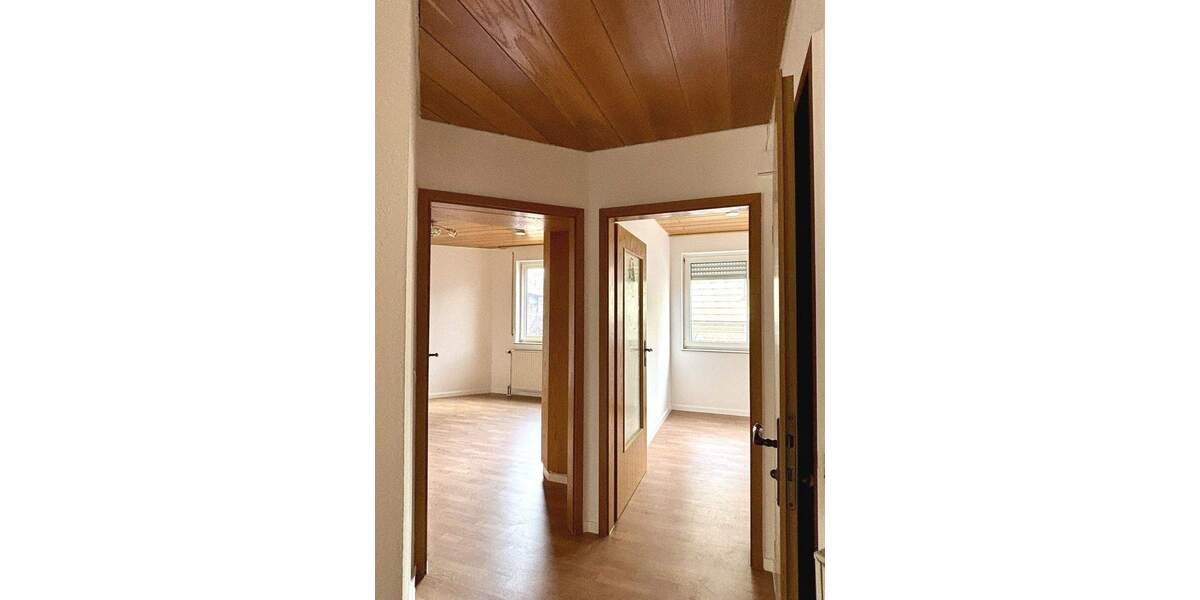 Etagenwohnung Murrhardt - 4 Zimmer, 75 m&sup2;, 225.000&euro; | Angebot:25677071