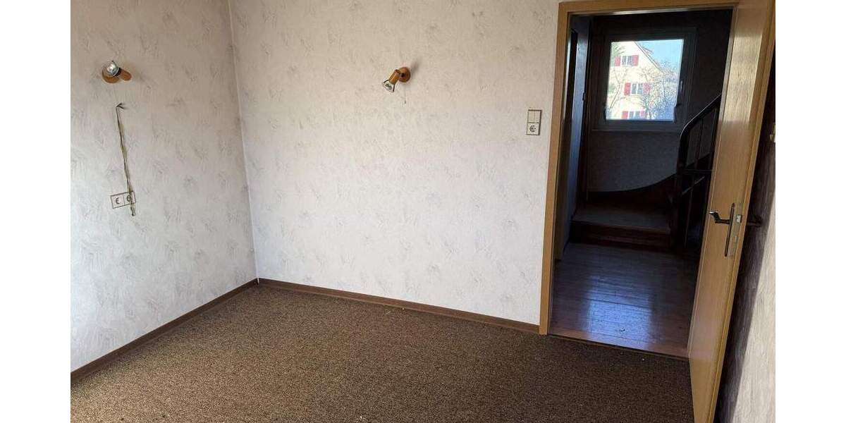 Einfamilienhaus Korntal-Münchingen Korntal - 6 Zimmer, 143 m&sup2;, 599.000&euro; | Angebot:25707776