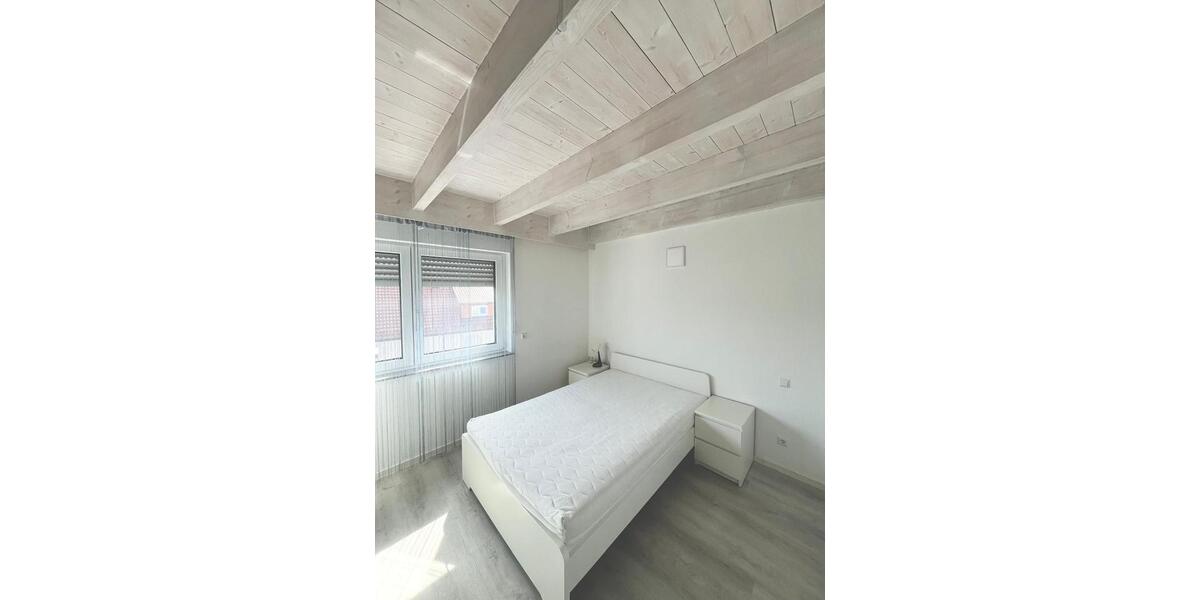 Dachgeschoßwohnung Heilbronn Böckingen - 2 Zimmer, 45 m&sup2;, 1.000&euro; | Angebot:25923410