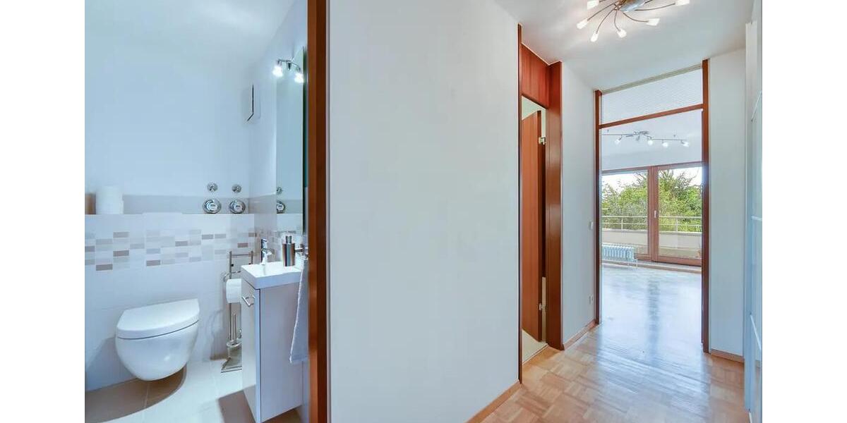 Etagenwohnung Leonberg - 3 Zimmer, 96 m&sup2;, 1.455&euro; | Angebot:27576617