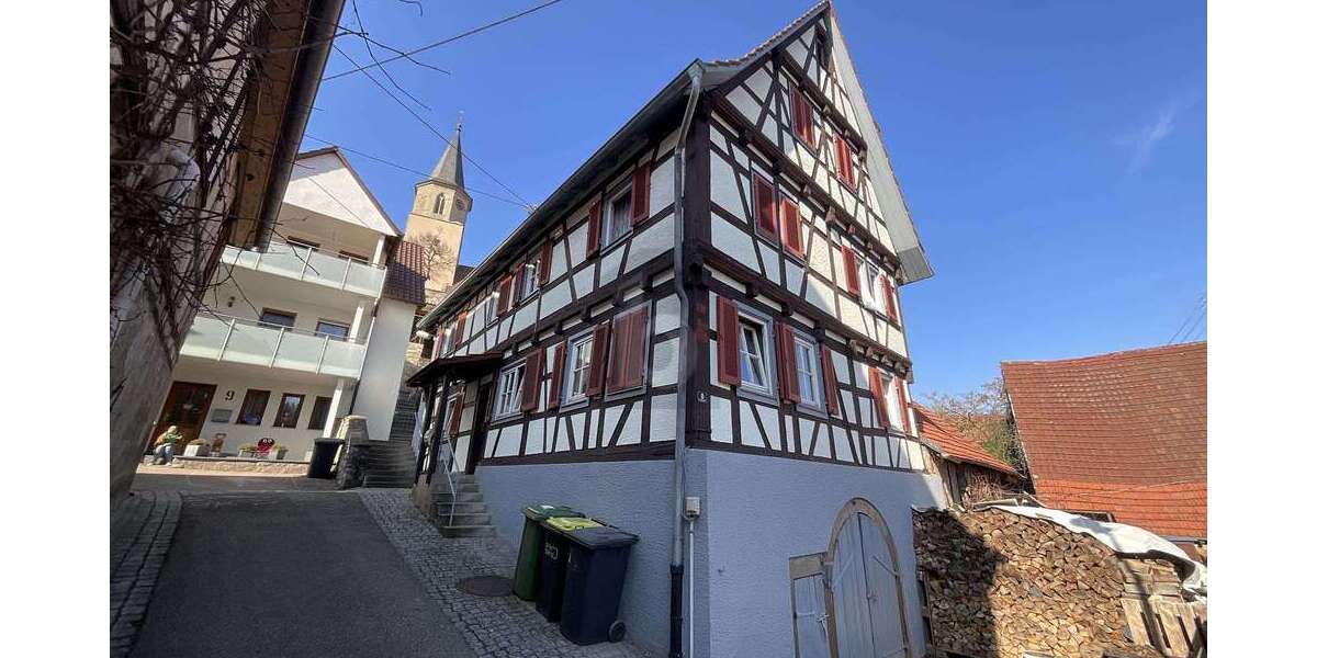 Einfamilienhaus Mühlacker - 7 Zimmer, 142 m&sup2;, 320.000&euro; | Angebot:25920630