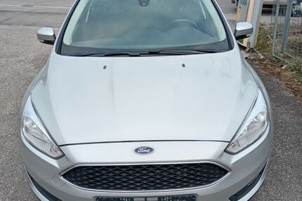 Ford Focus 152.000 km 7.400 &euro; Fellbach 70736