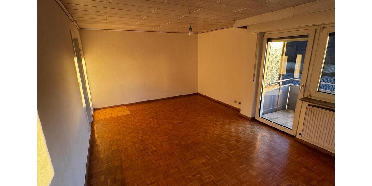 Mehrfamilienhaus, Wohnhaus Backnang - 8 Zimmer, 163 m&sup2;, 423.000&euro; | Angebot:27153401
