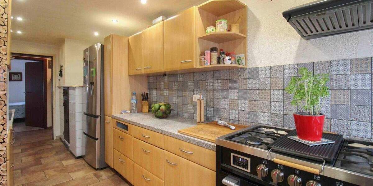 Etagenwohnung Schorndorf - 4 Zimmer, 81 m&sup2;, 265.000&euro; | Angebot:25747391