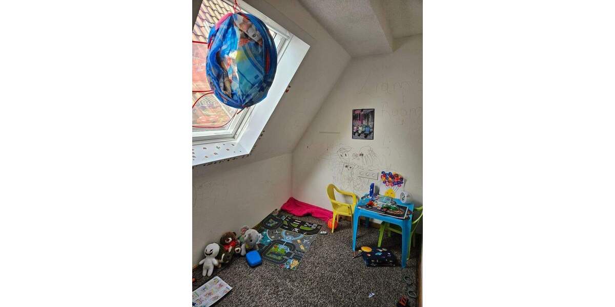 Mehrfamilienhaus, Wohnhaus Ditzingen Heimerdingen - 6 Zimmer, 140 m&sup2;, 349.000&euro; | Angebot:25691097