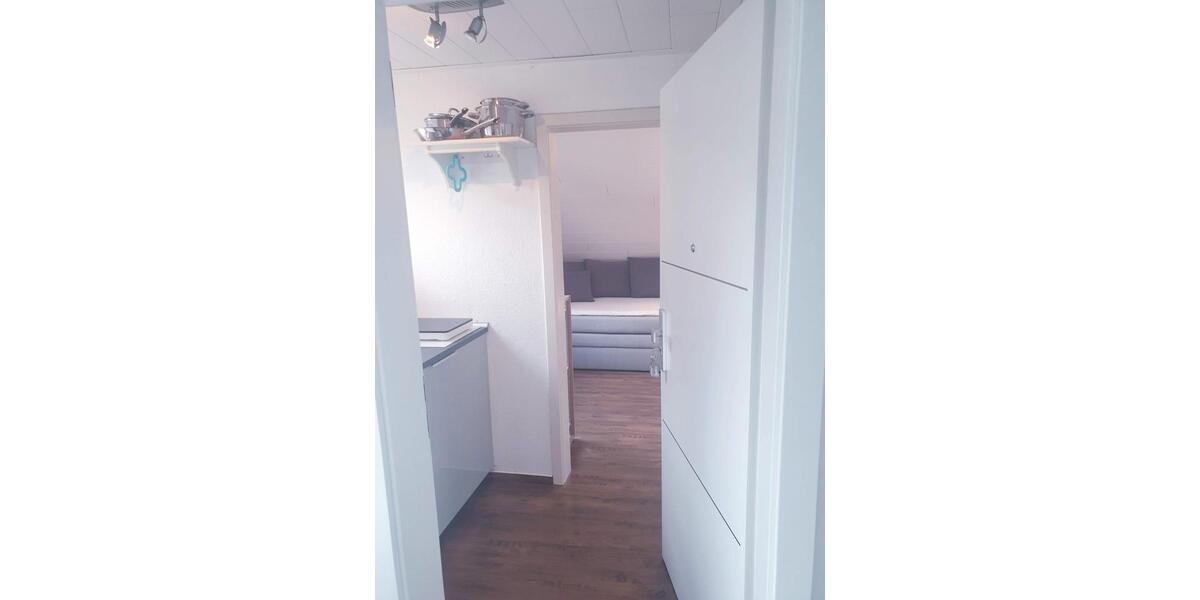 Dachgeschoßwohnung Kernen im Remstal - 1 Zimmer, 17 m&sup2;, 550&euro; | Angebot:27599443