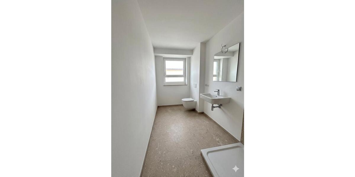 Etagenwohnung Weinstadt - 3.5 Zimmer, 87 m&sup2;, 1.250&euro; | Angebot:26526426