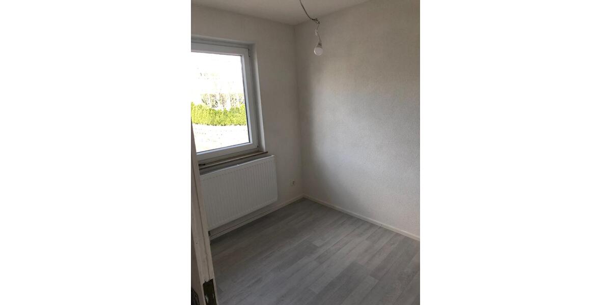 Etagenwohnung Reichenbach an der Fils - 4 Zimmer, 1.250&euro; | Angebot:23597288