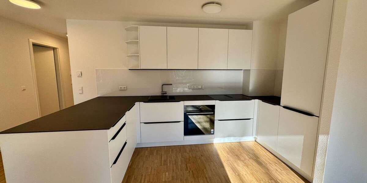 Etagenwohnung Remseck am Neckar - 3 Zimmer, 79 m&sup2;, 1.530&euro; | Angebot:25920397