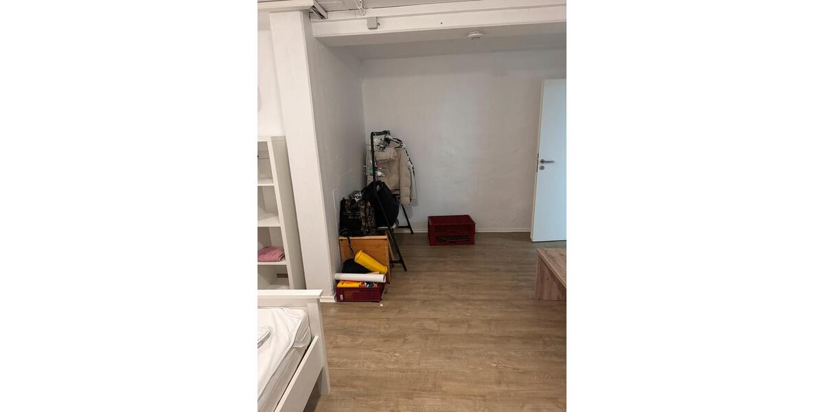 Dachgeschoßwohnung Stuttgart Stuttgart-Ost - 2 Zimmer, 45 m&sup2;, 950&euro; | Angebot:26101944