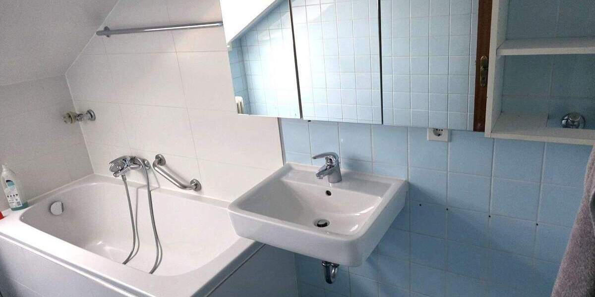 Etagenwohnung Stuttgart Bad Cannstatt - 3 Zimmer, 95 m&sup2;, 348.000&euro; | Angebot:25777167