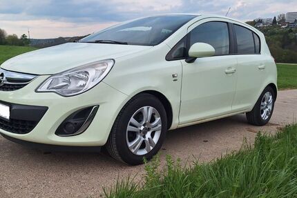 Opel Corsa 110.841 km 4.000 &euro; Leinfelden-Echterdingen 70771