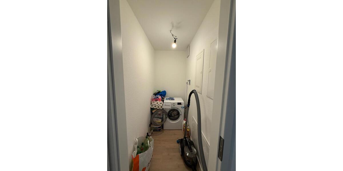 Etagenwohnung Schorndorf - 3 Zimmer, 80 m&sup2;, 1.266&euro; | Angebot:25865068