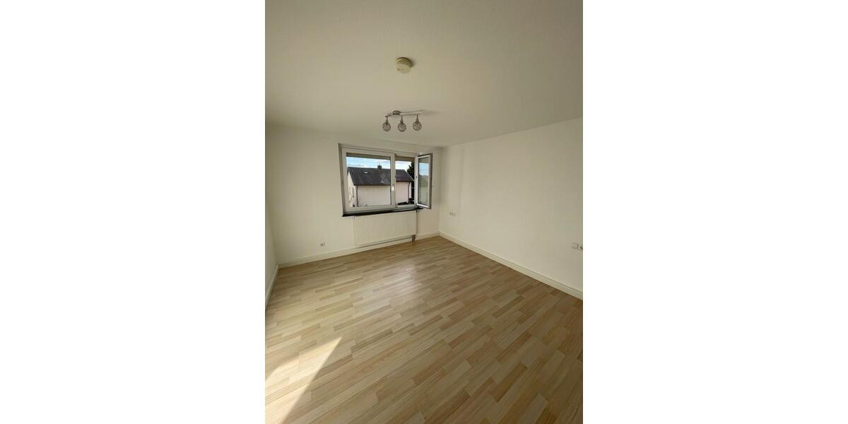 Etagenwohnung Backnang - 3 Zimmer, 61 m&sup2;, 215.000&euro; | Angebot:25838380