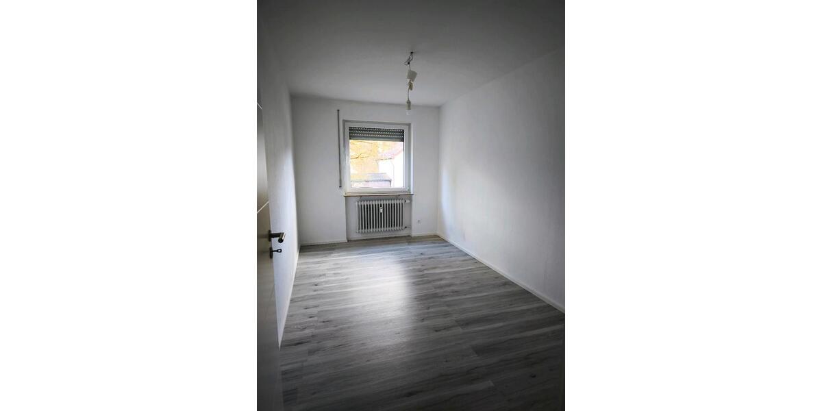 Erdgeschoßwohnung Schorndorf - 3 Zimmer, 80 m&sup2;, 285.000&euro; | Angebot:27166519