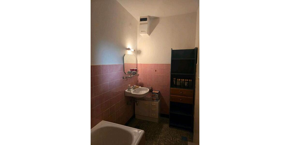 Etagenwohnung Lauffen am Neckar - 2 Zimmer, 66 m&sup2;, 555&euro; | Angebot:26268879