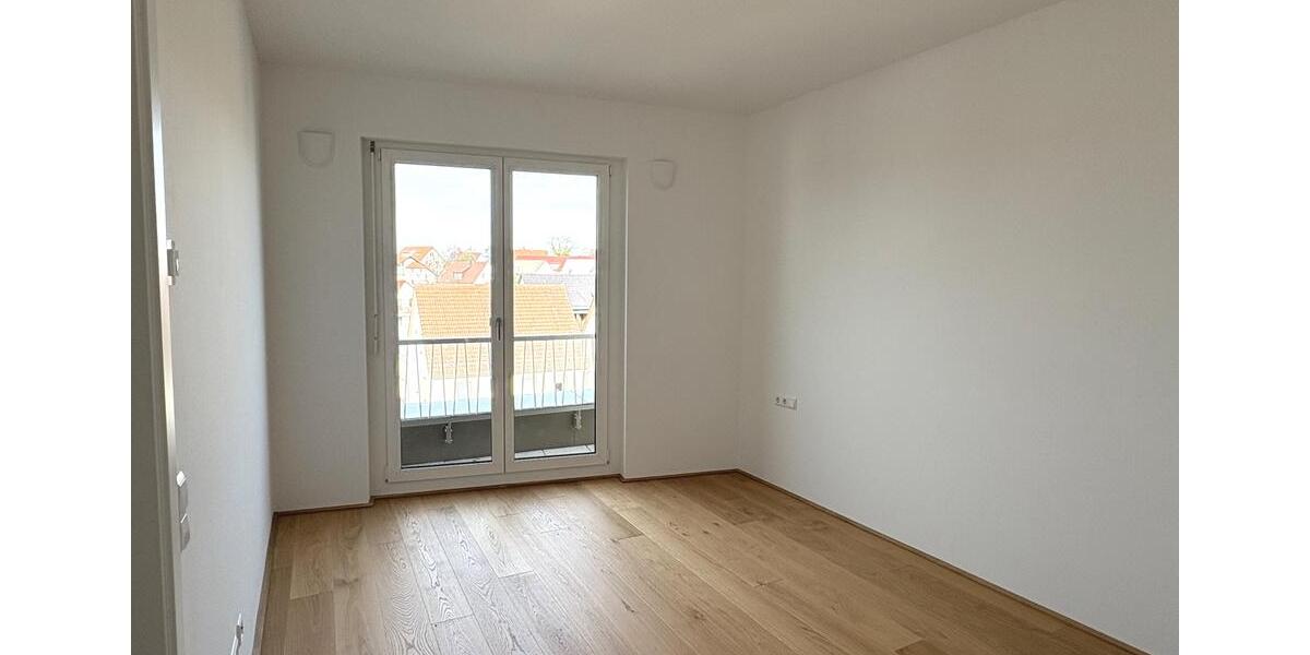 Einfamilienhaus Leonberg - 4 Zimmer, 121 m&sup2;, 2.484&euro; | Angebot:23712507