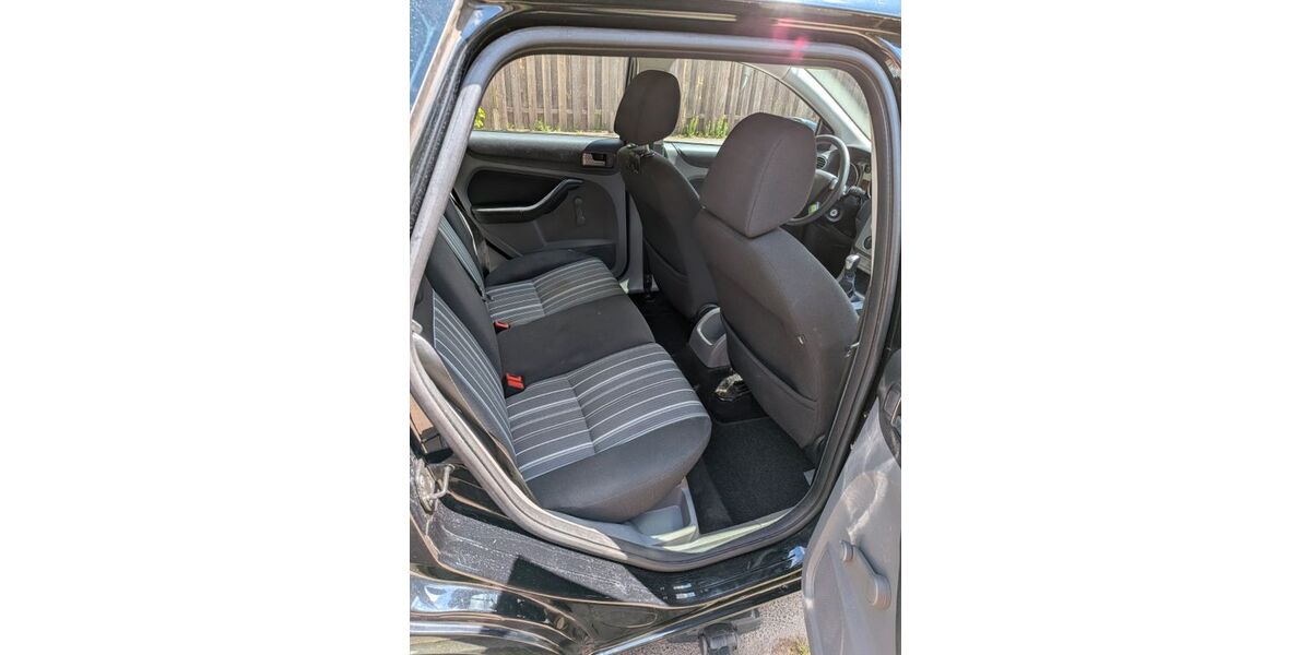 Ford Focus 130.000 km 3.950 &euro; Waiblingen 71332