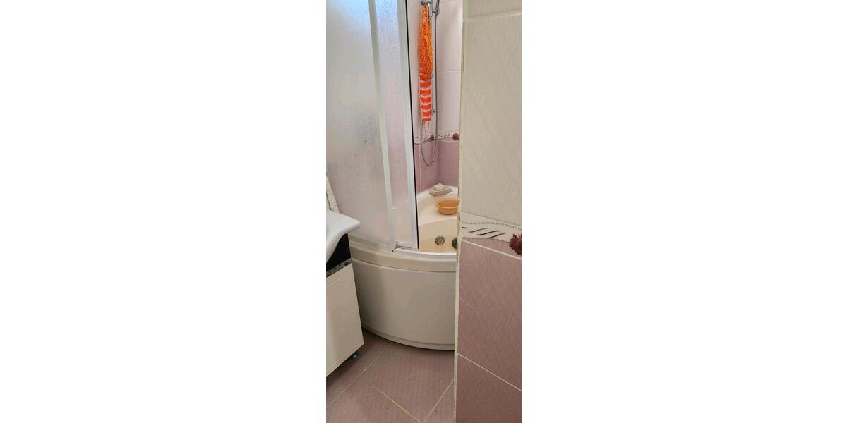 Einfamilienhaus Gerlingen - 12 Zimmer, 395 m&sup2;, 375.000&euro; | Angebot:23762107