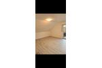 Dachgeschoßwohnung Asperg - 3 Zimmer, 75 m&sup2;, 1.100&euro; | Angebot:27544679