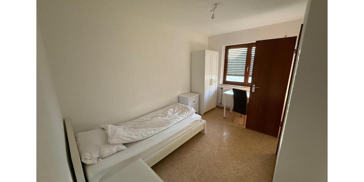 Etagenwohnung Pleidelsheim - 1 Zimmer, 24 m&sup2;, 450&euro; | Angebot:25393814