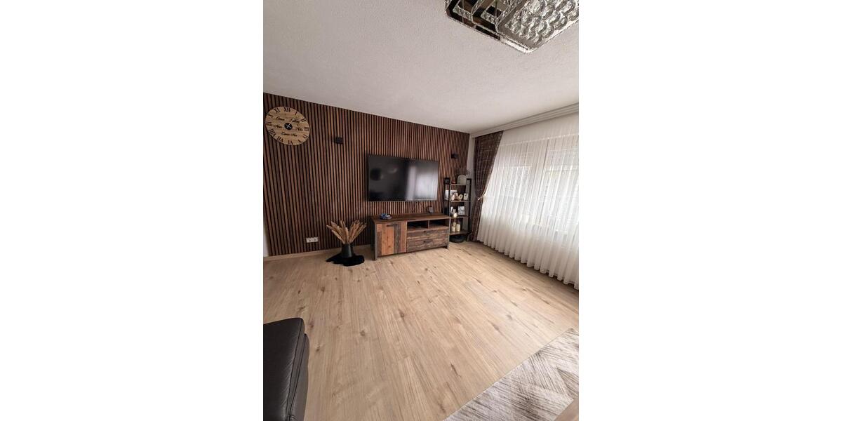 Reihenhaus Stuttgart Hedelfingen - 7 Zimmer, 125 m&sup2;, 630.000&euro; | Angebot:27546673