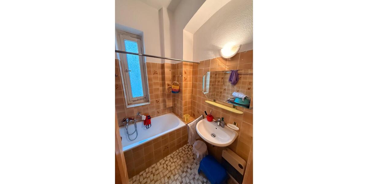 Etagenwohnung Stuttgart Lehen - 3 Zimmer, 72 m&sup2;, 1.100&euro; | Angebot:27595354