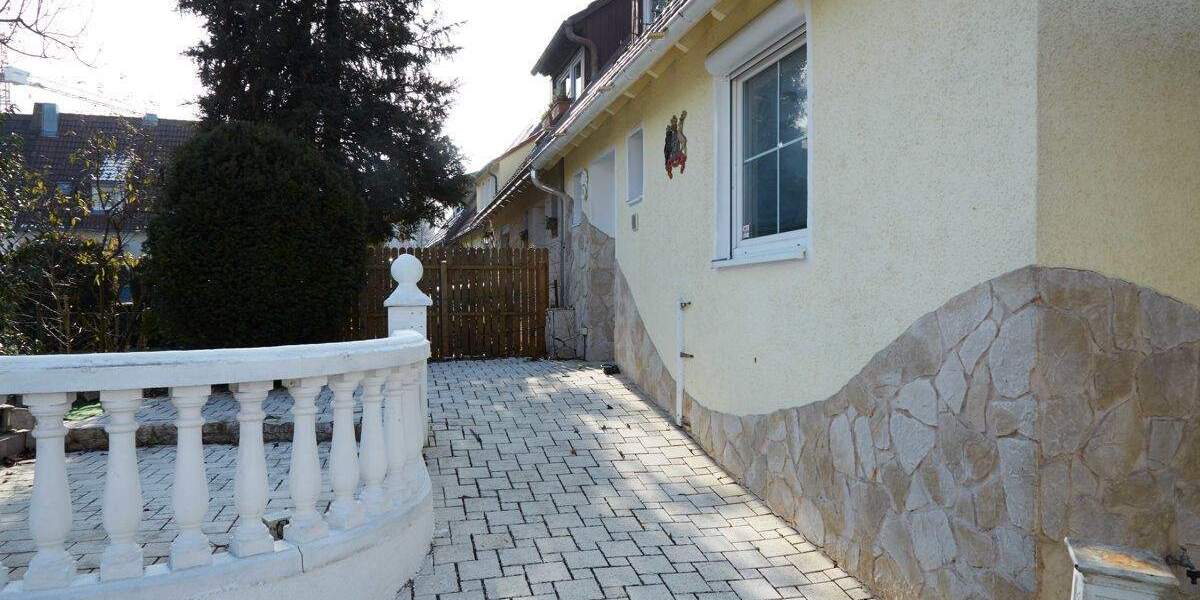 Doppelhaushälfte Stuttgart Rot - 4 Zimmer, 100 m&sup2;, 590.000&euro; | Angebot:25744274