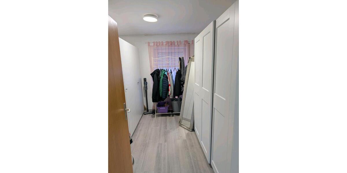 Erdgeschoßwohnung Sachsenheim - 3 Zimmer, 78 m&sup2;, 255.000&euro; | Angebot:26024339