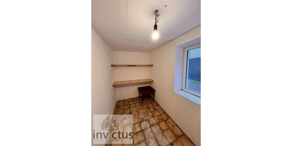 Mehrfamilienhaus, Wohnhaus Sulzbach an der Murr Sulzbach - 7 Zimmer, 183 m&sup2;, 350.000&euro; | Angebot:25742875