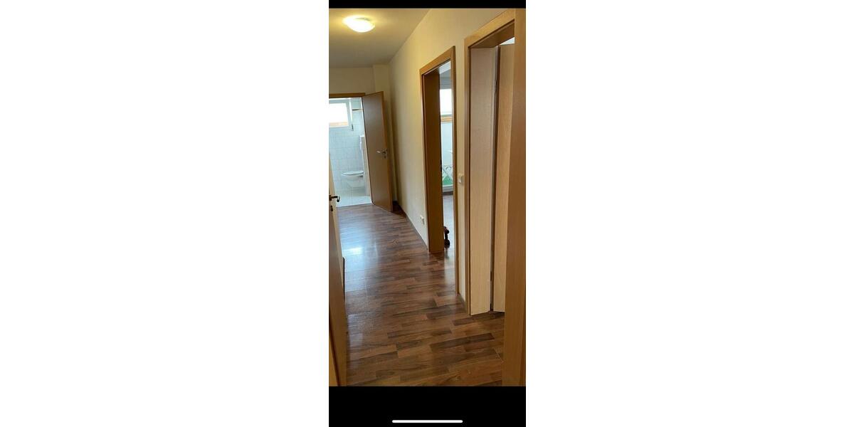 Erdgeschoßwohnung Stuttgart Zuffenhausen - 3 Zimmer, 73 m&sup2;, 1.200&euro; | Angebot:26475881