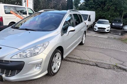 Peugeot 308 180.113 km 2.999 &euro; Korb 71404