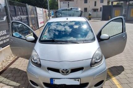Toyota Aygo (X) 100.000 km 4.100 &euro; Ludwigsburg 71636