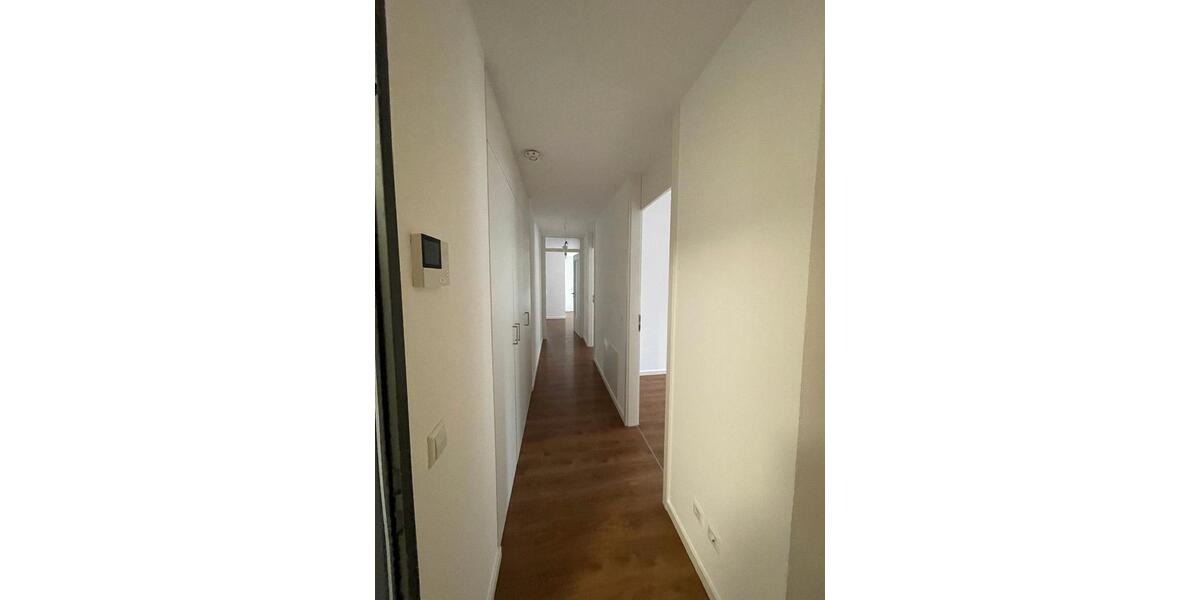 Erdgeschoßwohnung Esslingen am Neckar - 3 Zimmer, 73 m&sup2;, 1.072&euro; | Angebot:26366167
