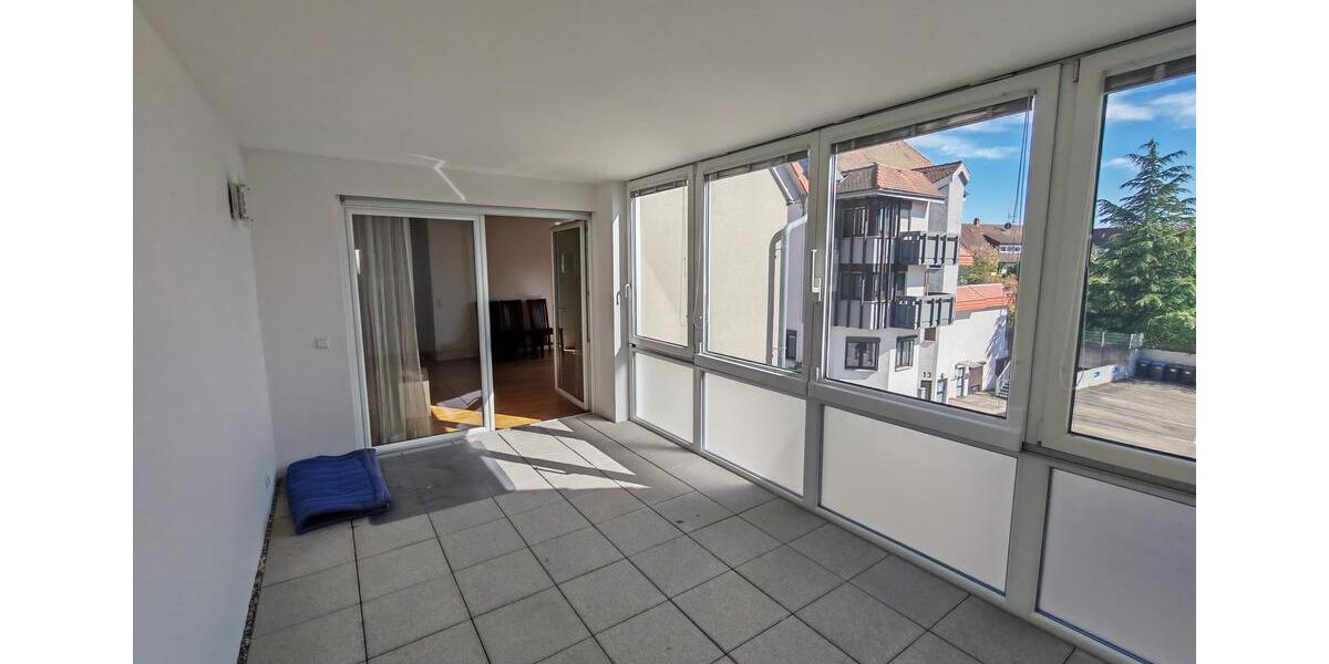 Etagenwohnung Esslingen am Neckar Hegensberg - 4 Zimmer, 90 m&sup2;, 1.270&euro; | Angebot:26477368