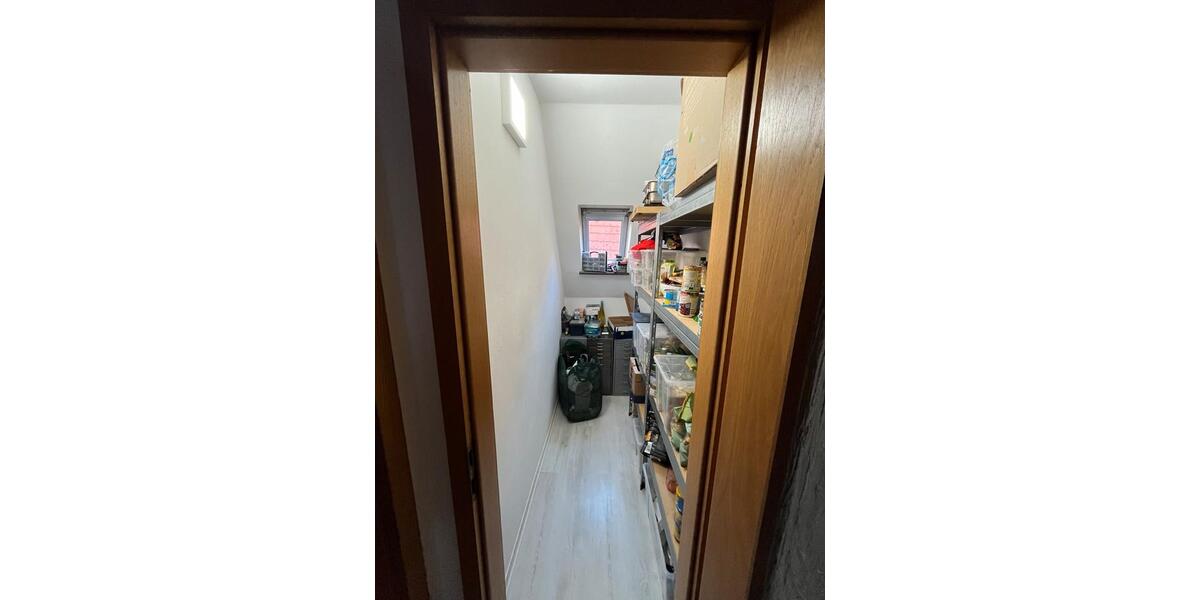 Dachgeschoßwohnung Bönnigheim - 3 Zimmer, 85 m&sup2;, 850&euro; | Angebot:25942000