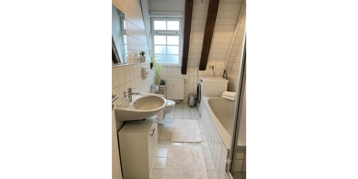 Dachgeschoßwohnung Brackenheim - 2 Zimmer, 62 m&sup2;, 230.000&euro; | Angebot:27014484
