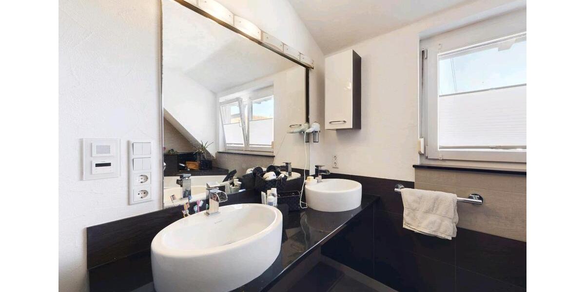 Maisonettenwohnung Steinheim an der Murr - 4.5 Zimmer, 160 m&sup2;, 1.750&euro; | Angebot:27536020
