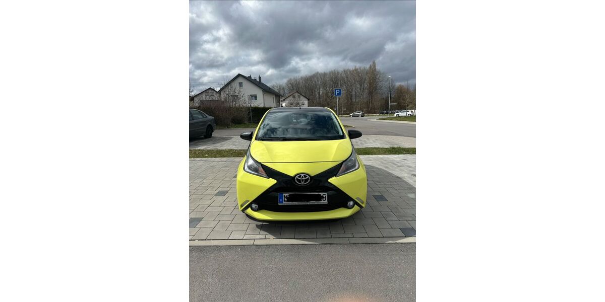 Toyota Aygo (X) 170.000 km 5.250 &euro; Stuttgart-Vaihingen 70565